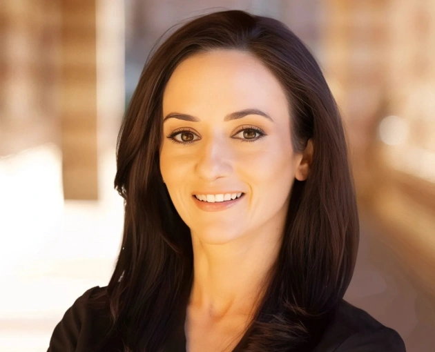 Dr. Nalbandian, general dentist in Burbank, specializing